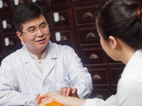 中医讲养神为先，什么是“神”的核心和望神的原理